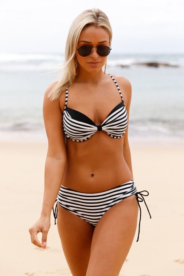 Siyah Beyaz Destekli Bikini Takım - 1