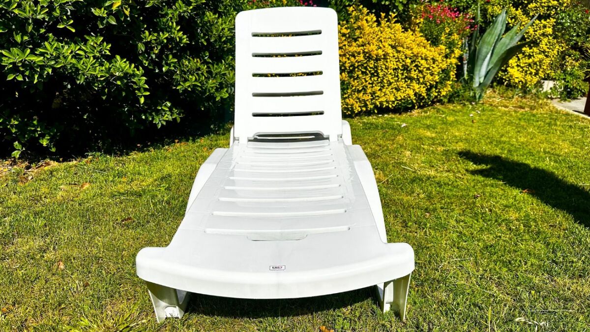 Toptan Ayarlanabilir Beyaz Plastik Şezlong – UV Katkılı, Dayanıklı - 3